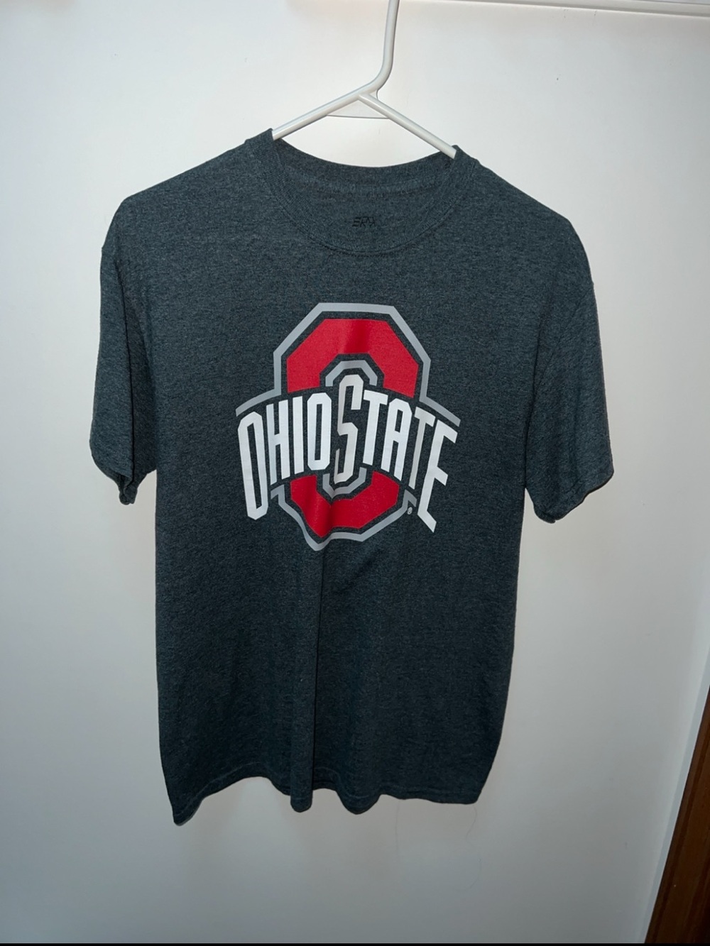 J. America Sportswear Ohio State Buckeyes Gray Logo Graphic T-Shirt Size M